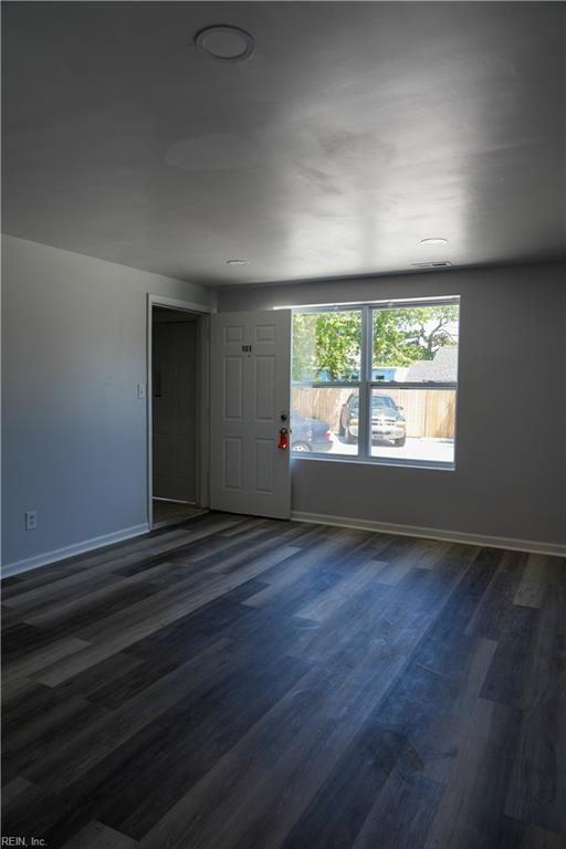 9539 21st Bay 101