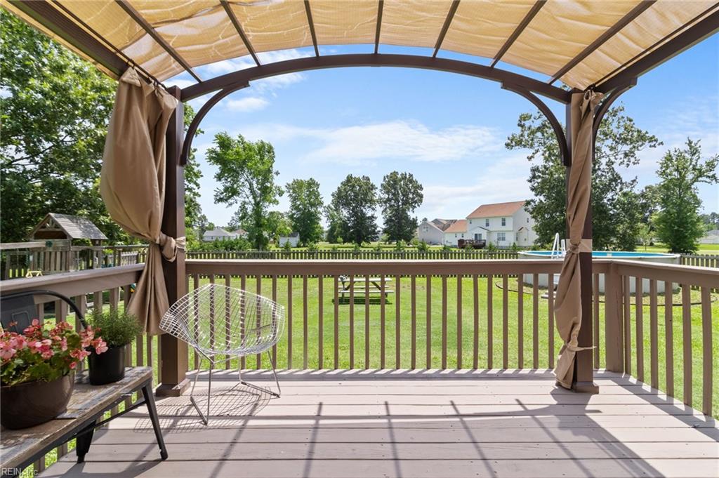 503 Princess Anne CIR
