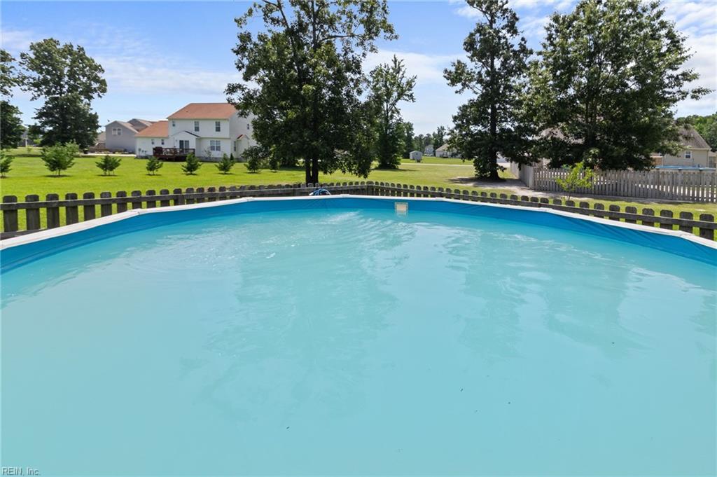 503 Princess Anne CIR