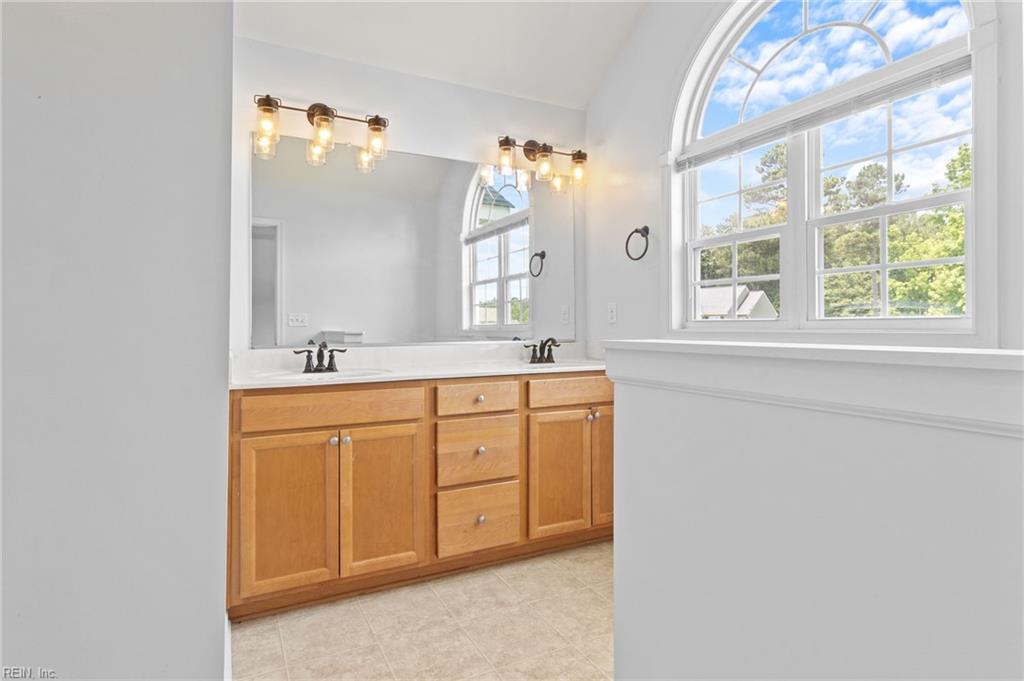 503 Princess Anne CIR