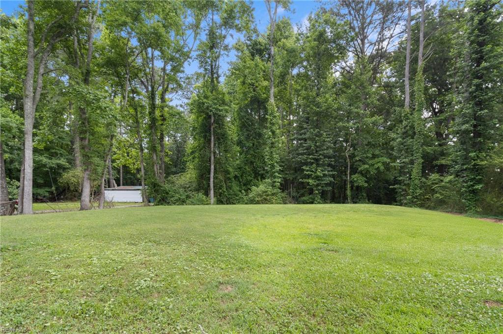 3716 West Neck RD