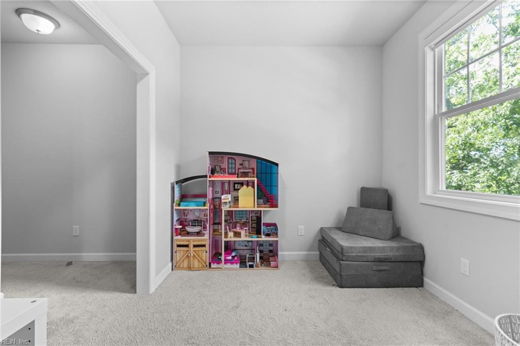3716 West Neck RD