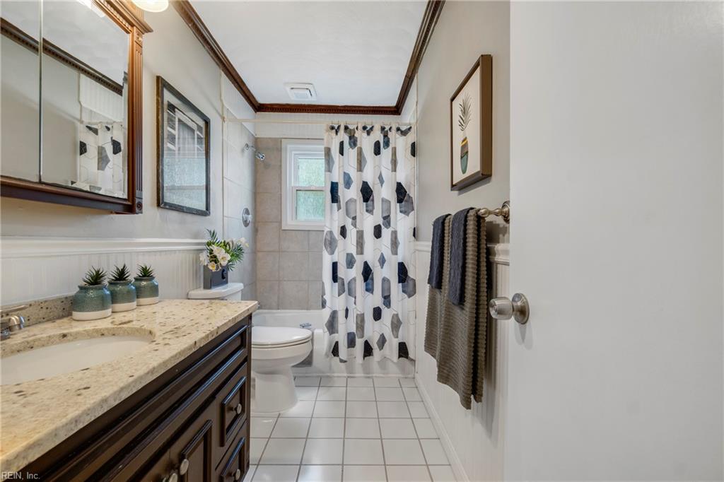 525 Water Oak RD