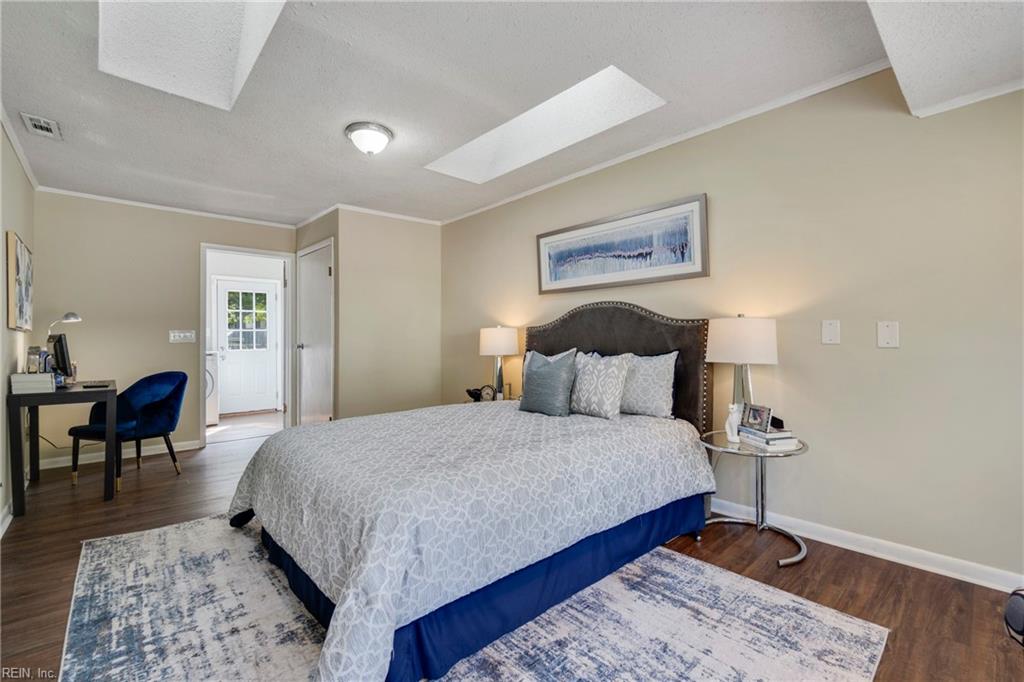 525 Water Oak RD