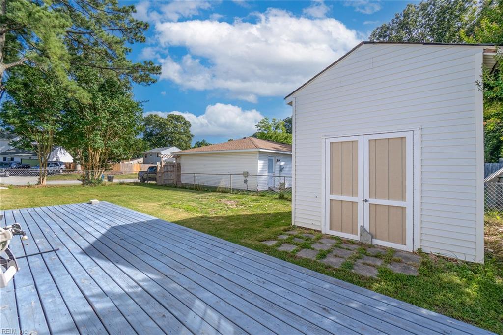 525 Water Oak RD