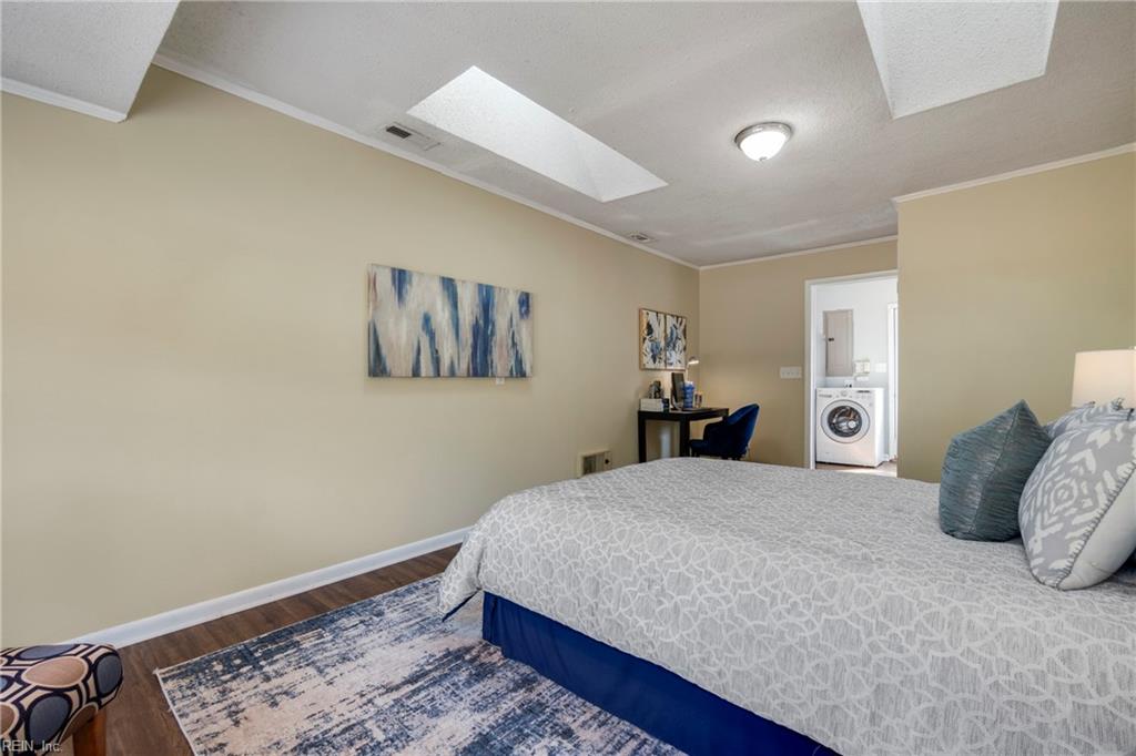 525 Water Oak RD