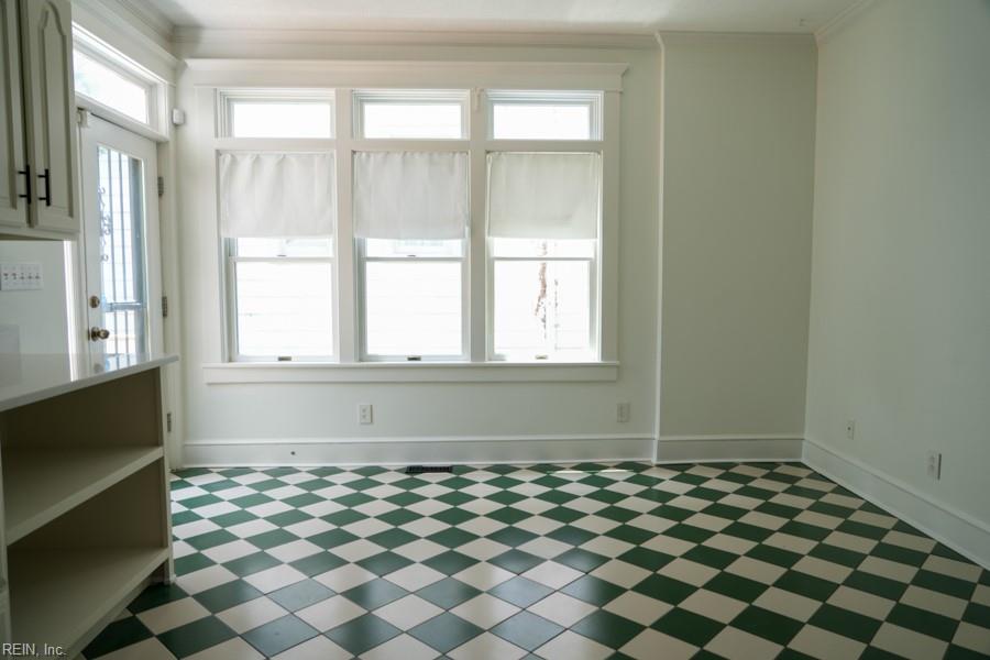 423 Warren CRES