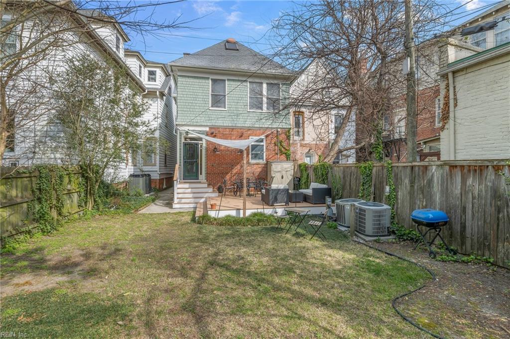 423 Warren CRES