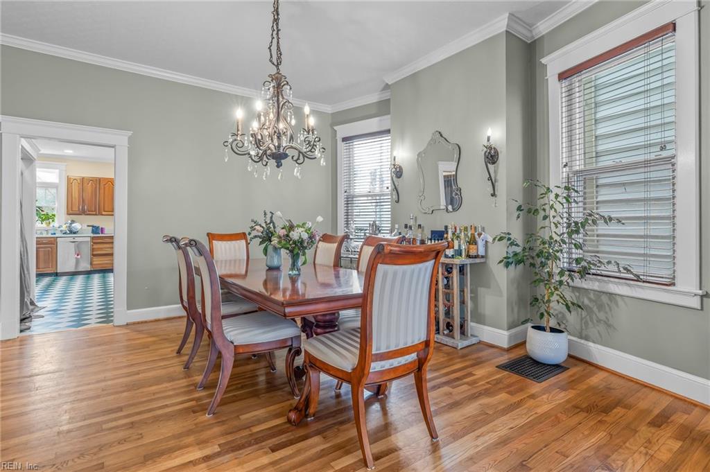 423 Warren CRES