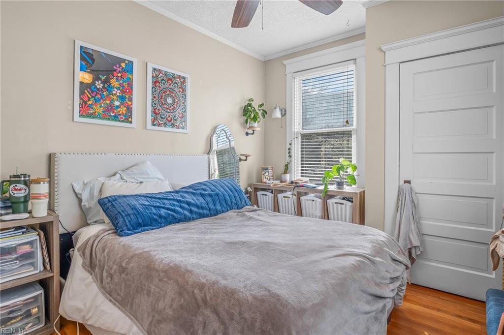 423 Warren CRES