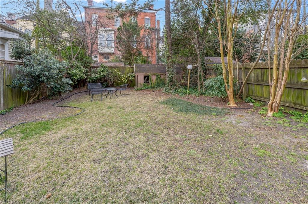 423 Warren CRES