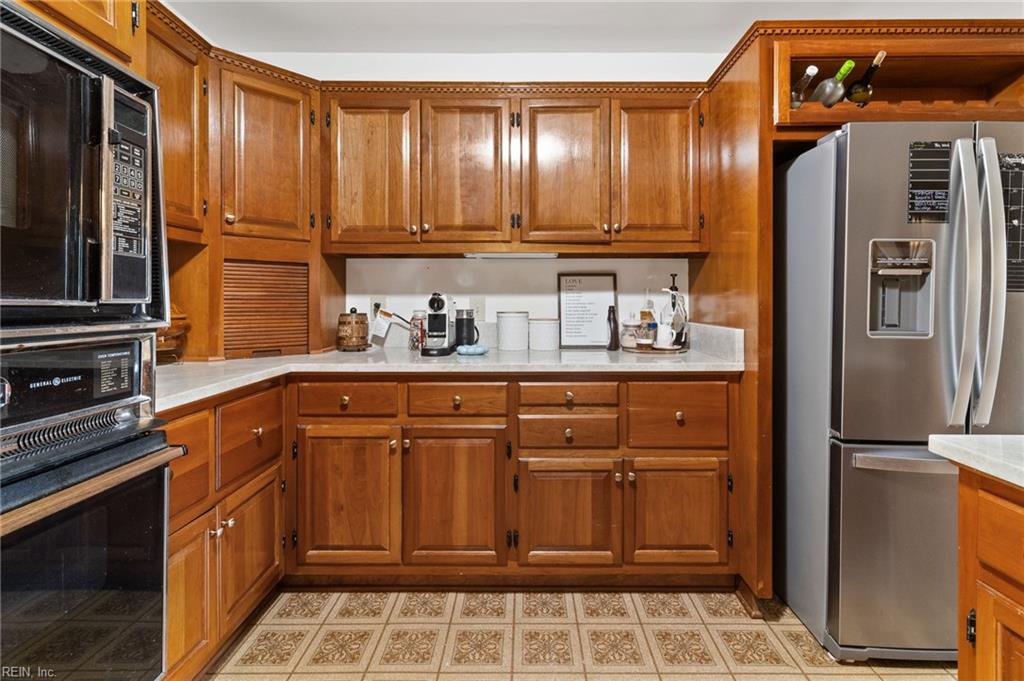 49 Carriage Hill DR