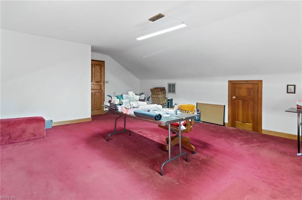 49 Carriage Hill DR