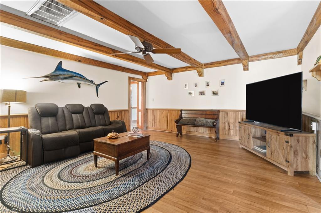 49 Carriage Hill DR