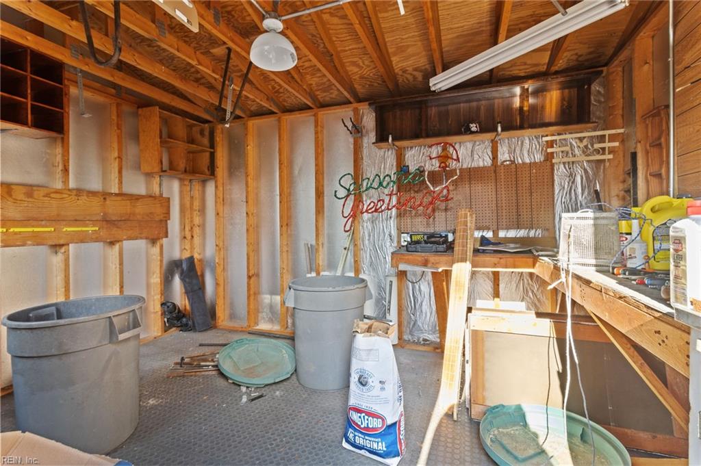49 Carriage Hill DR