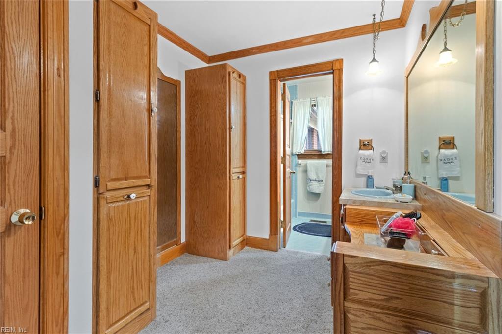 49 Carriage Hill DR