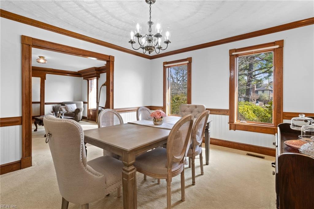 49 Carriage Hill DR
