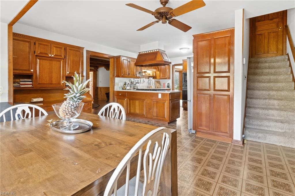 49 Carriage Hill DR