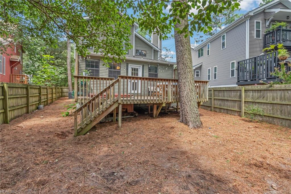 2221 Sunvista DR