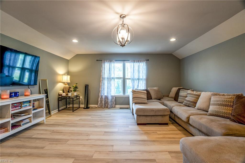 1105 Annie Olah CRES