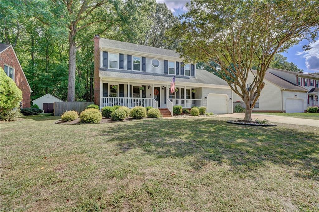 1215 Fairway DR