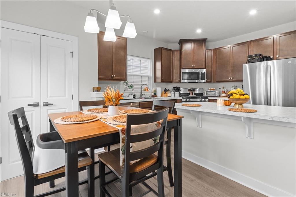 306 Egret CT
