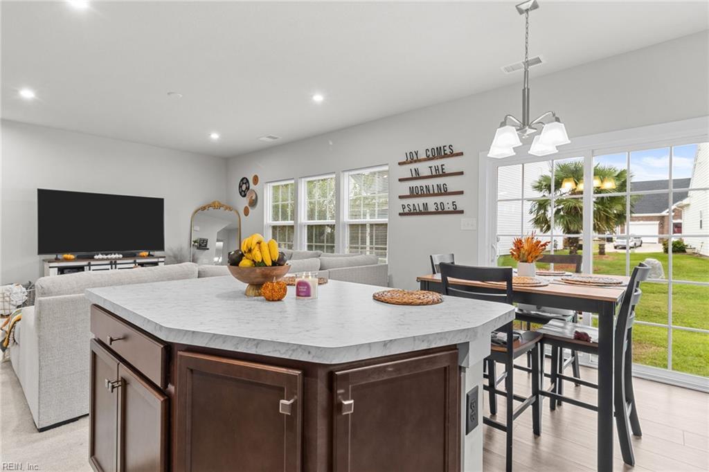 306 Egret CT