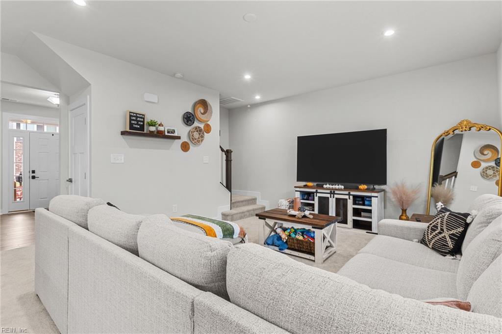 306 Egret CT