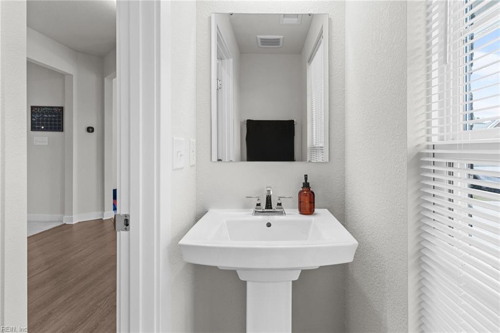 306 Egret CT