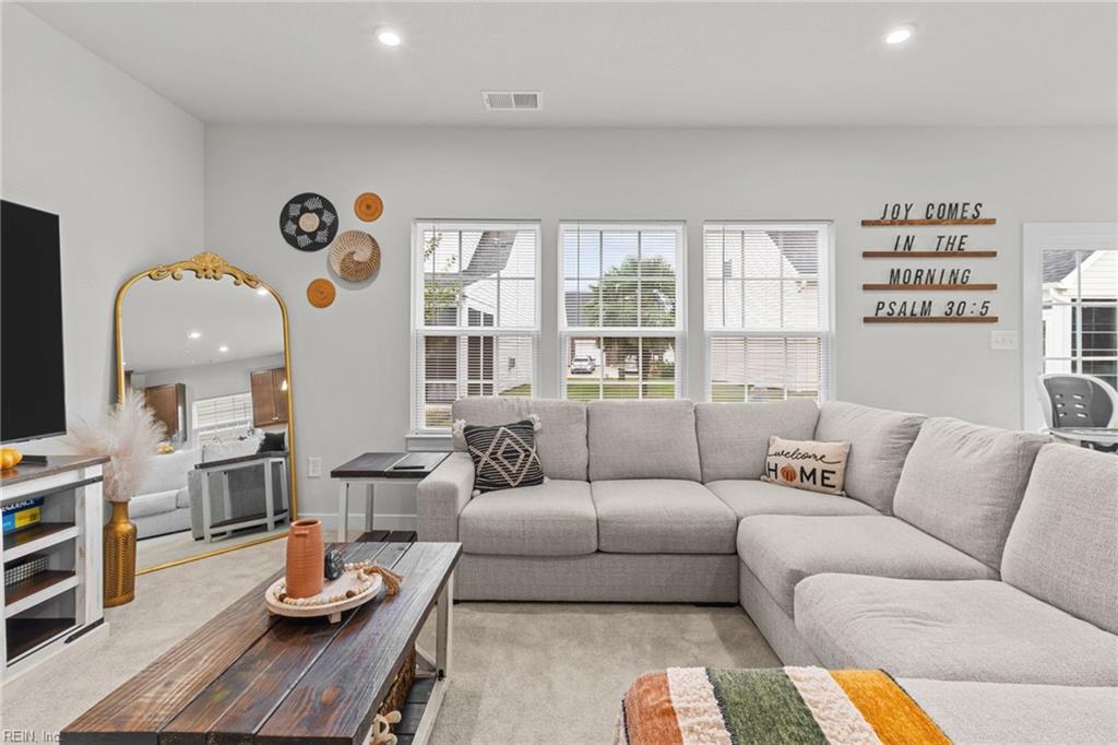 306 Egret CT