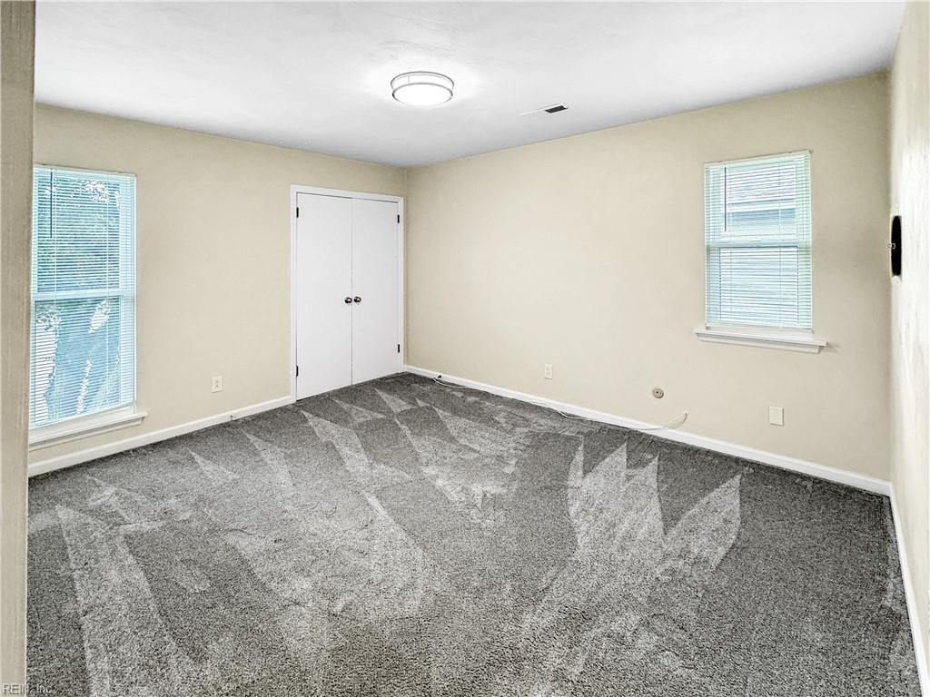 2261 Powhatan AVE