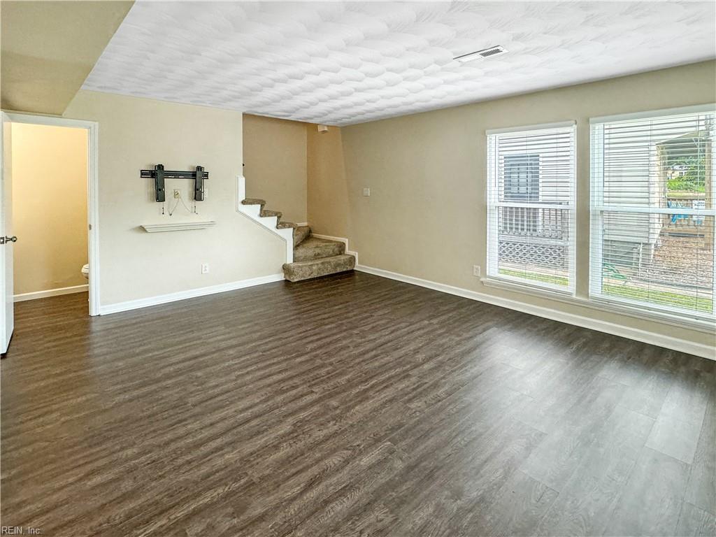 2261 Powhatan AVE