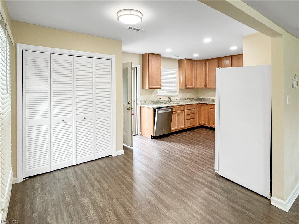 2261 Powhatan AVE