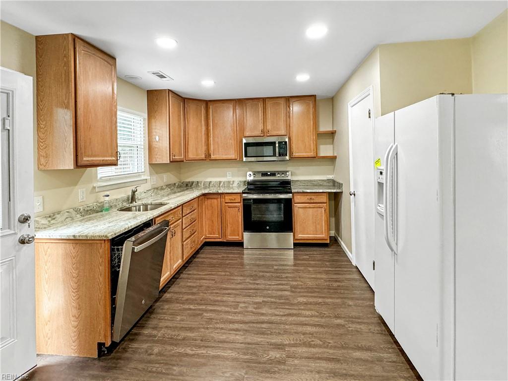 2261 Powhatan AVE