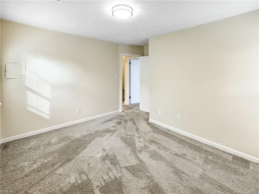 2261 Powhatan AVE