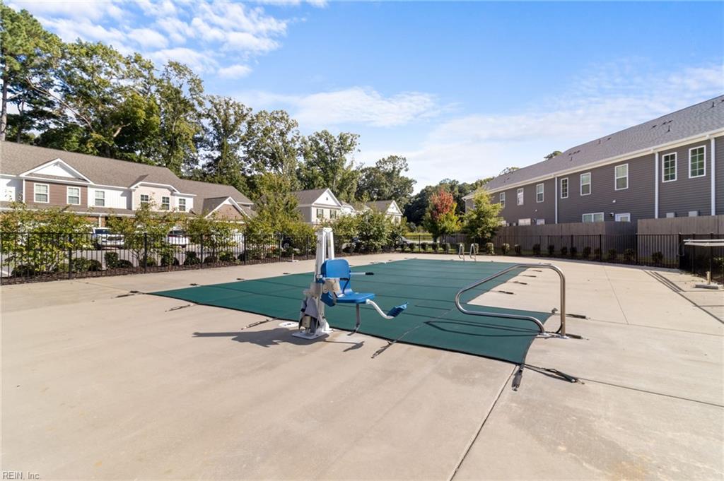 2556 Fieldsway DR