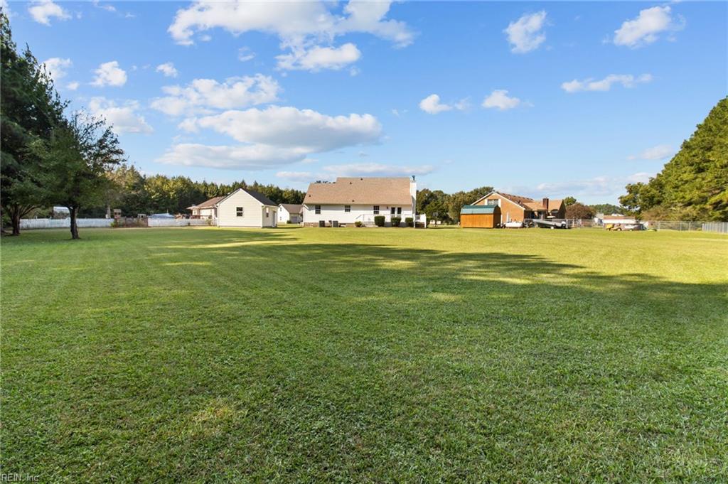 1112 Meadow DR