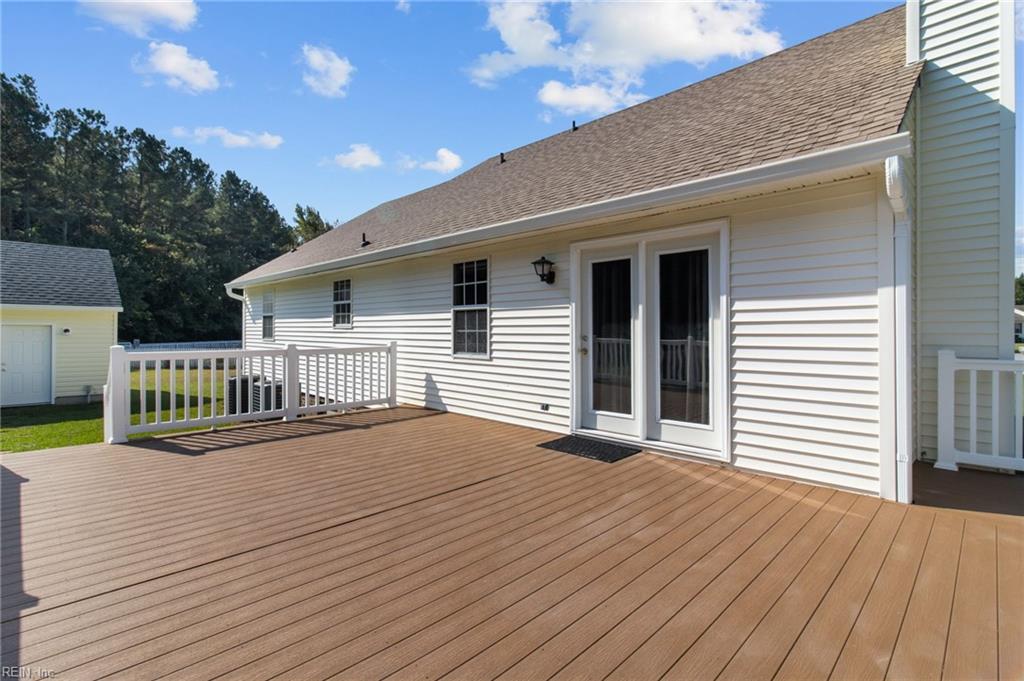 1112 Meadow DR