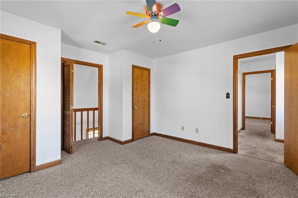 1112 Meadow DR