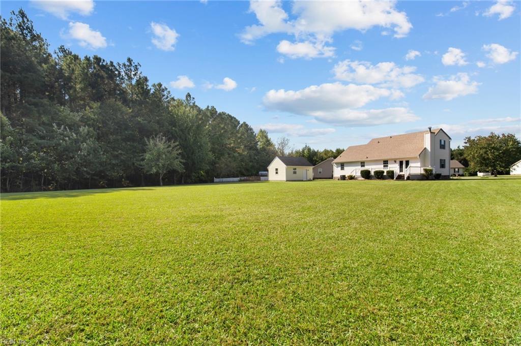 1112 Meadow DR