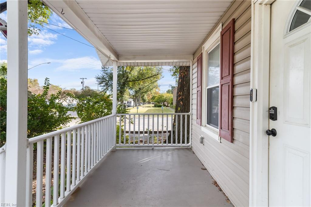119 Woodview AVE