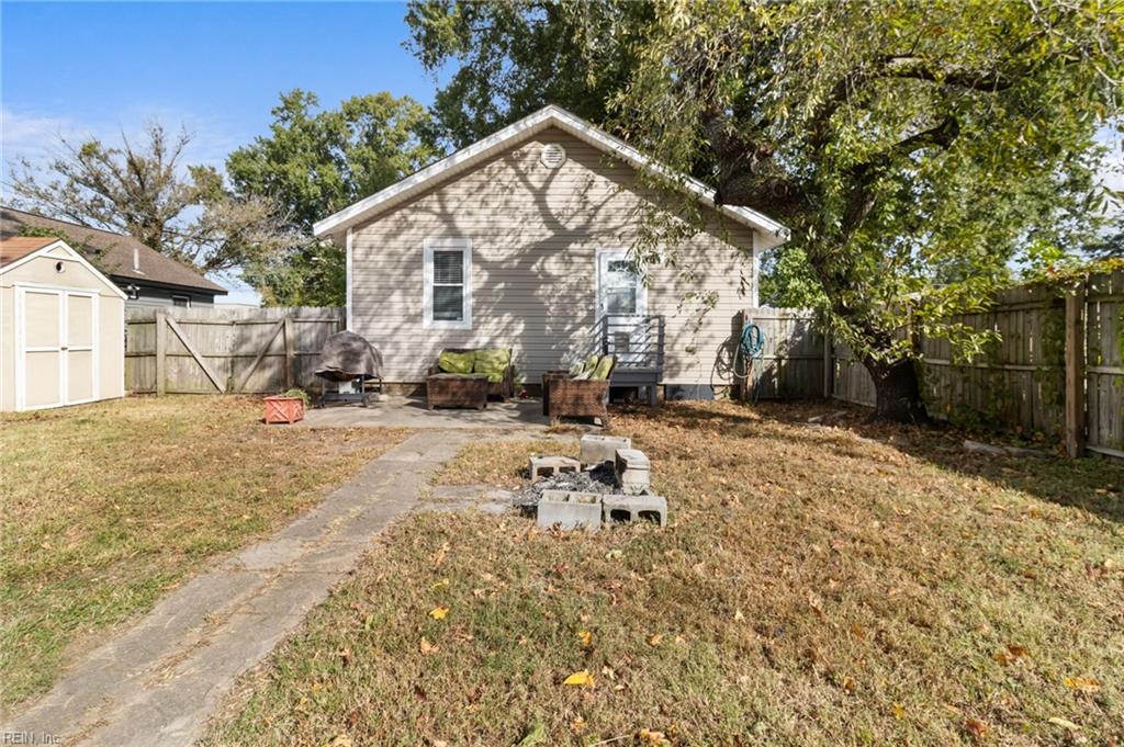 119 Woodview AVE