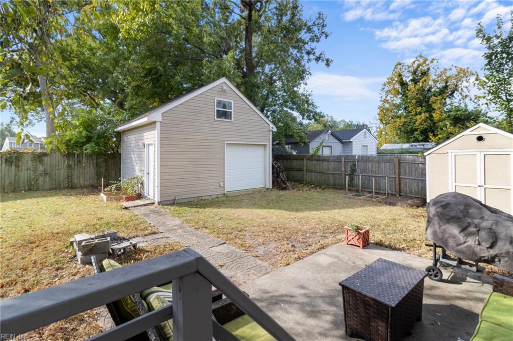 119 Woodview AVE