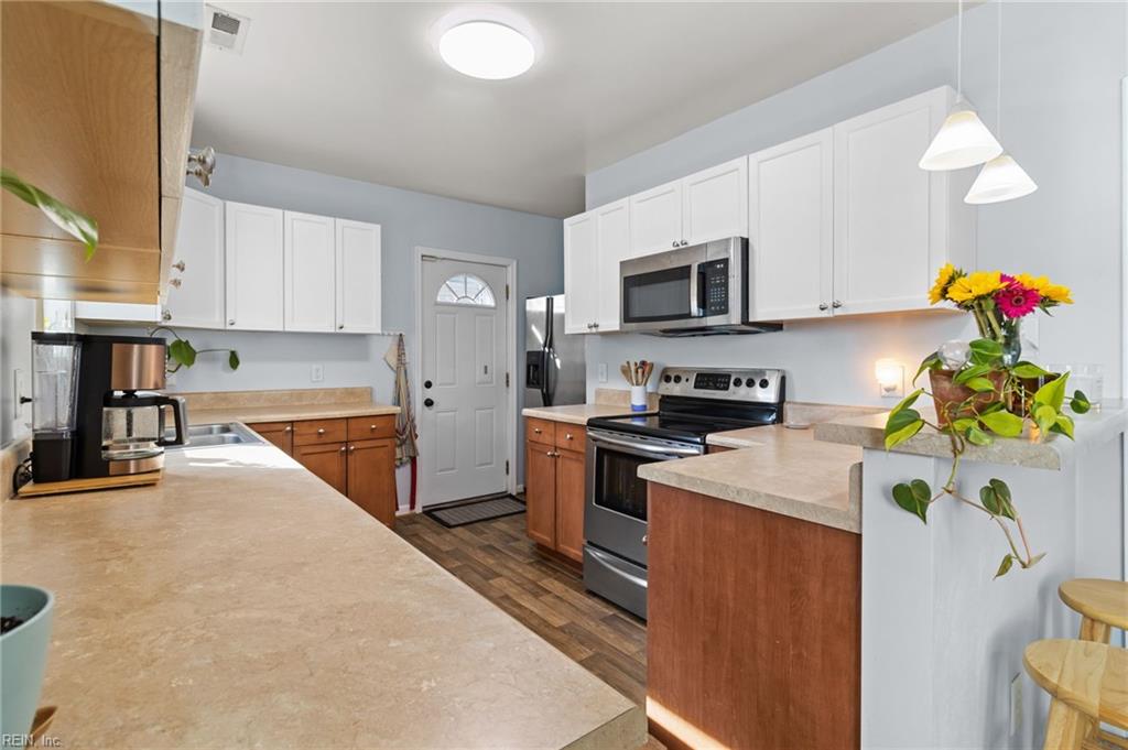 119 Woodview AVE