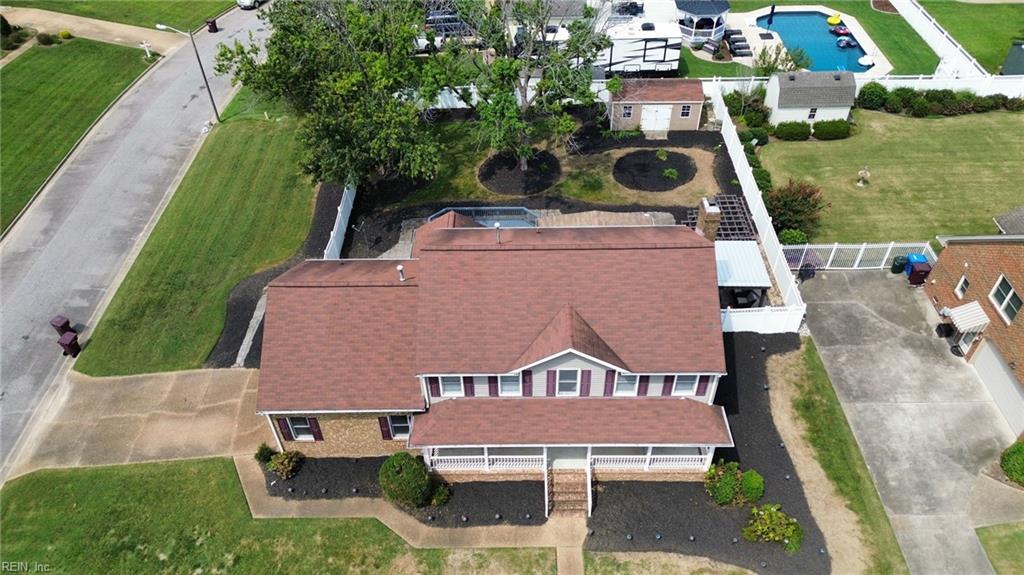 1501 Pine Grove LN