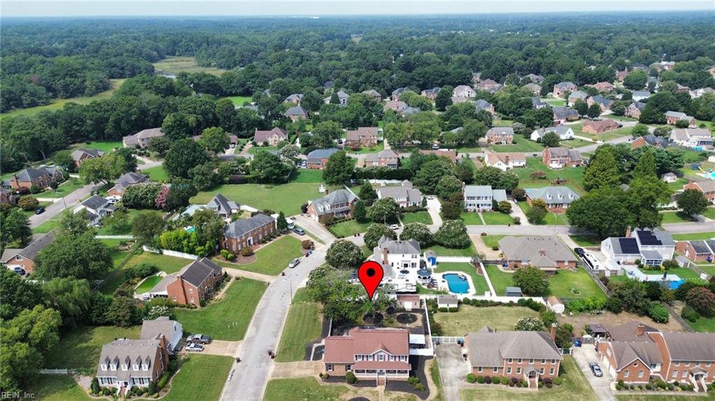 1501 Pine Grove LN