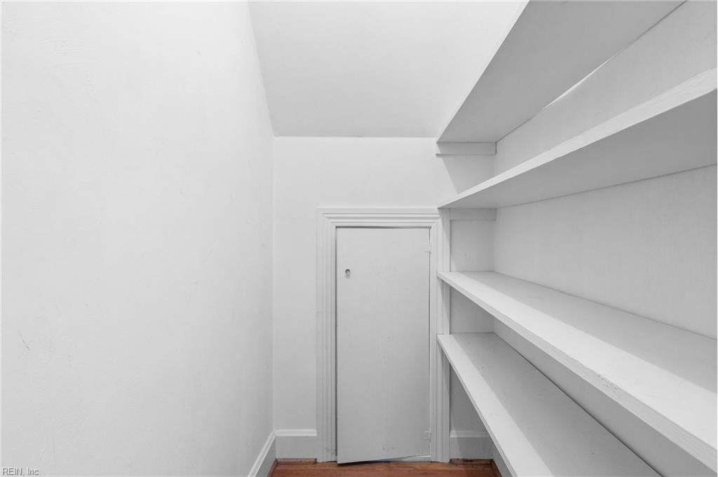 100 Southampton RD