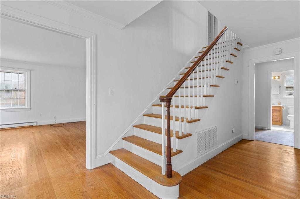 100 Southampton RD