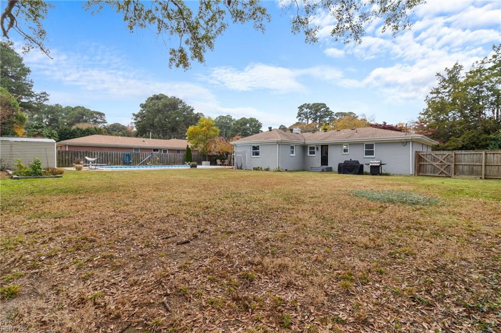 2365 N Wolfsnare DR