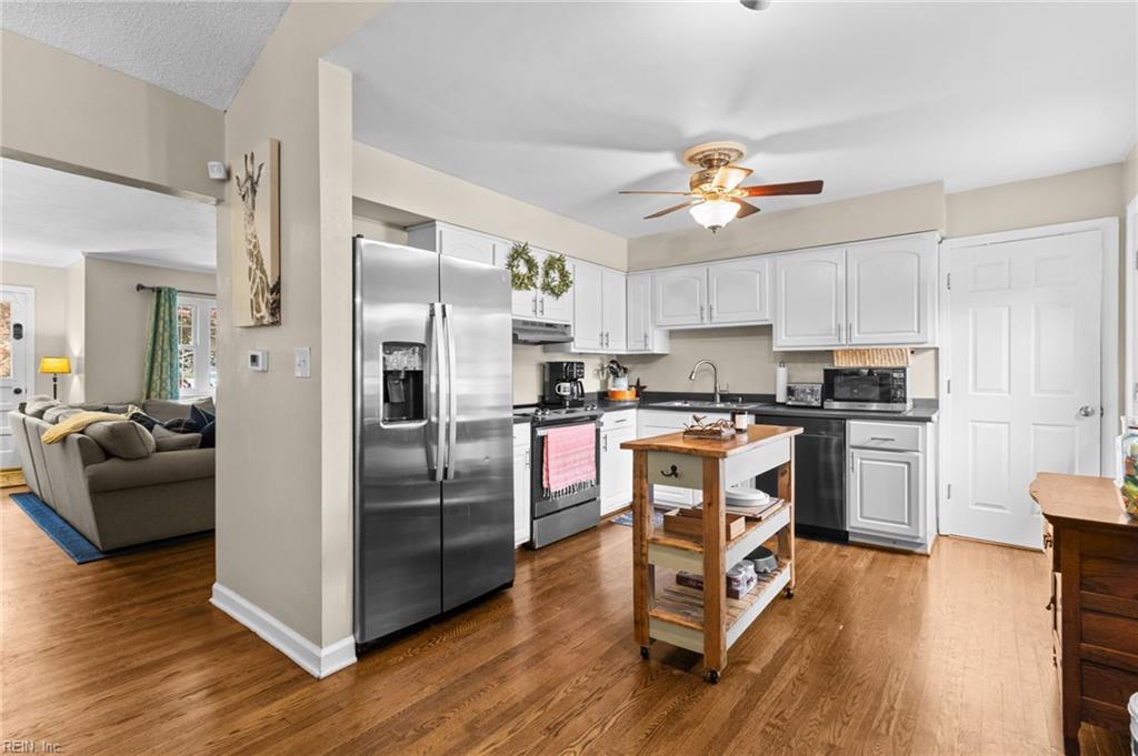 2365 N Wolfsnare DR